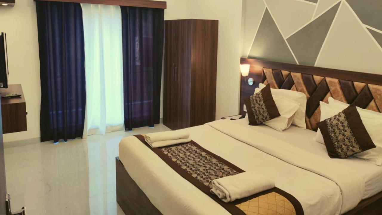 Rajdhani Resort 罗纳瓦拉 外观 照片